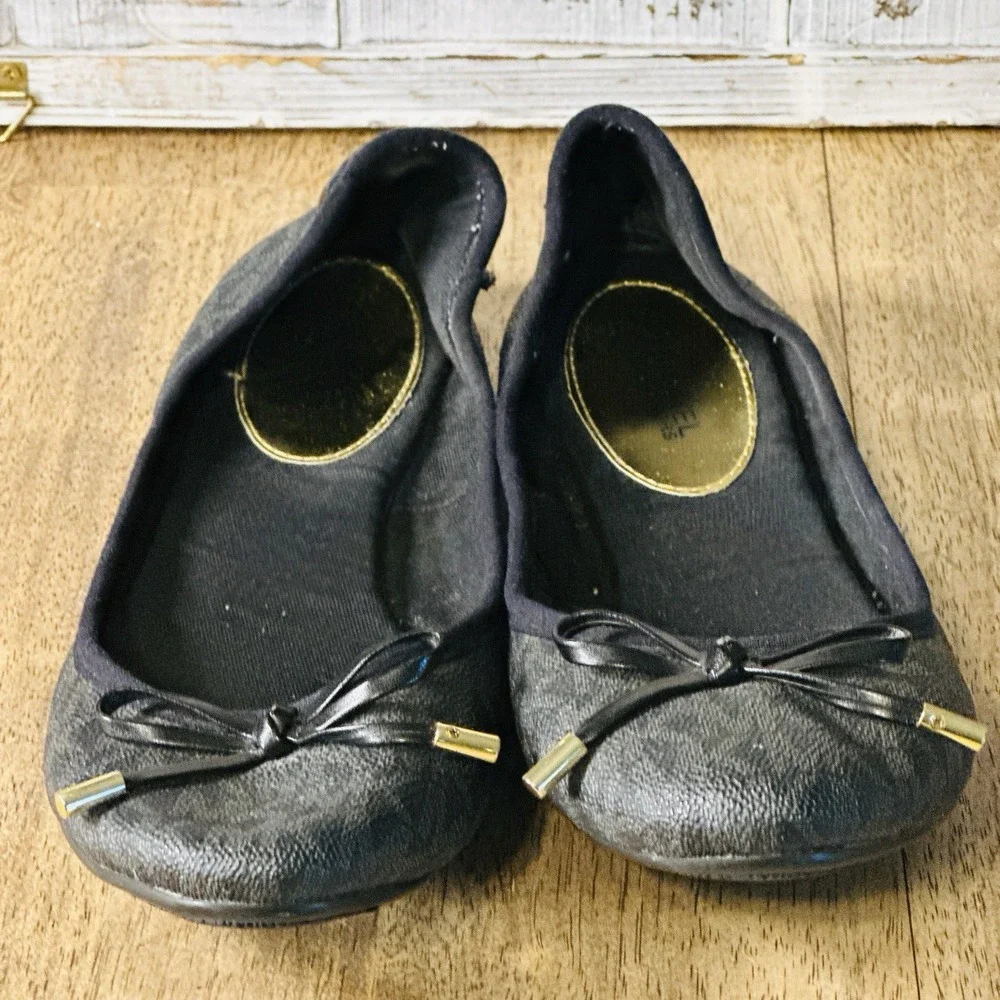 Michael Kors Women's Flat  Shoes   Melody Ballet‎ Signature Black Size 7.5